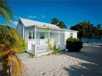 Blossom Village Cottage – Charming and Unique Beachfront Accommodation